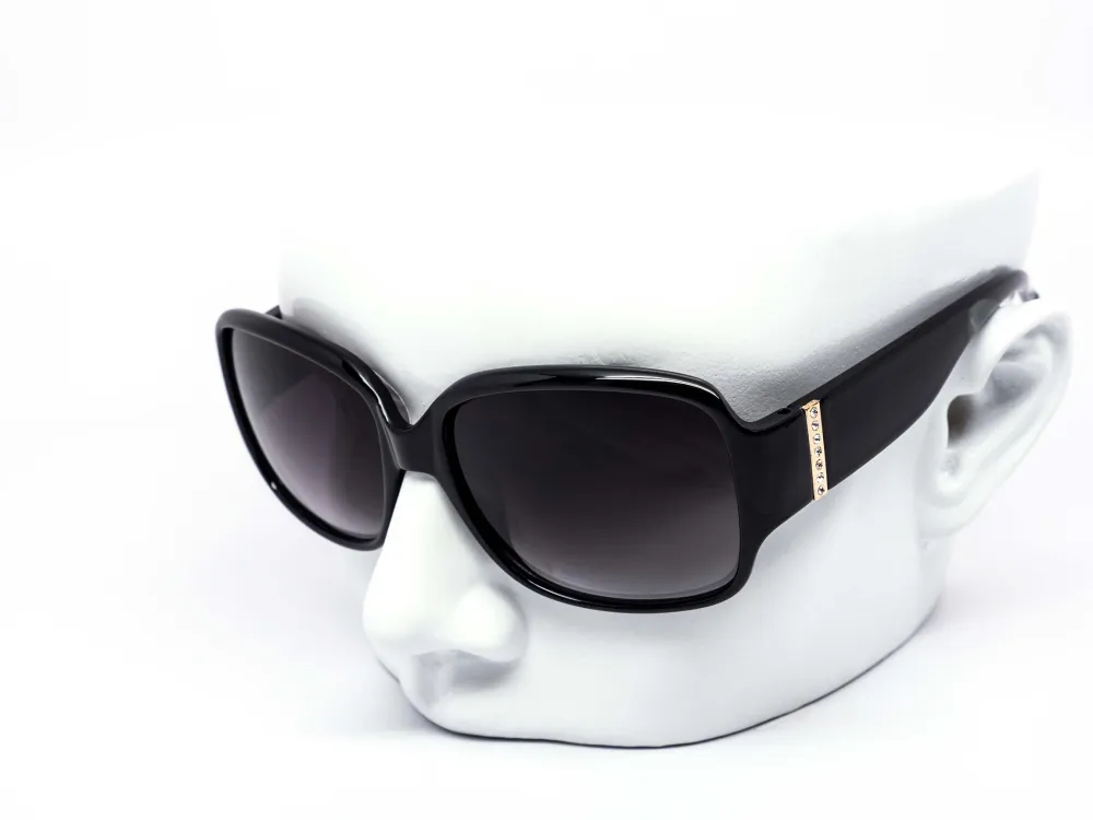 12-Pack Chunky Round Dark Lens Sunglasses