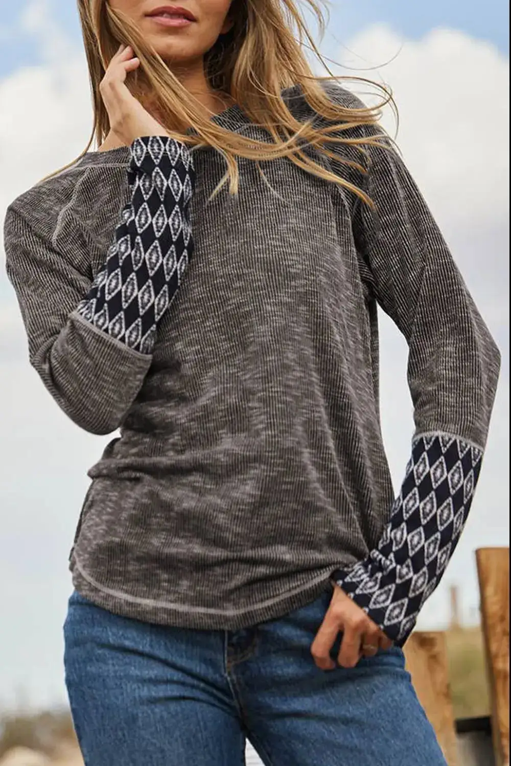 Easy Round Neck V-Neck Blouse