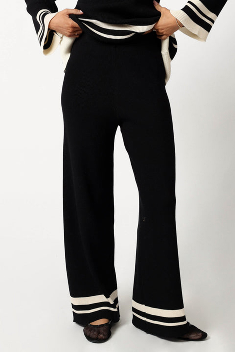 BLACK OFF WHITE PANTS