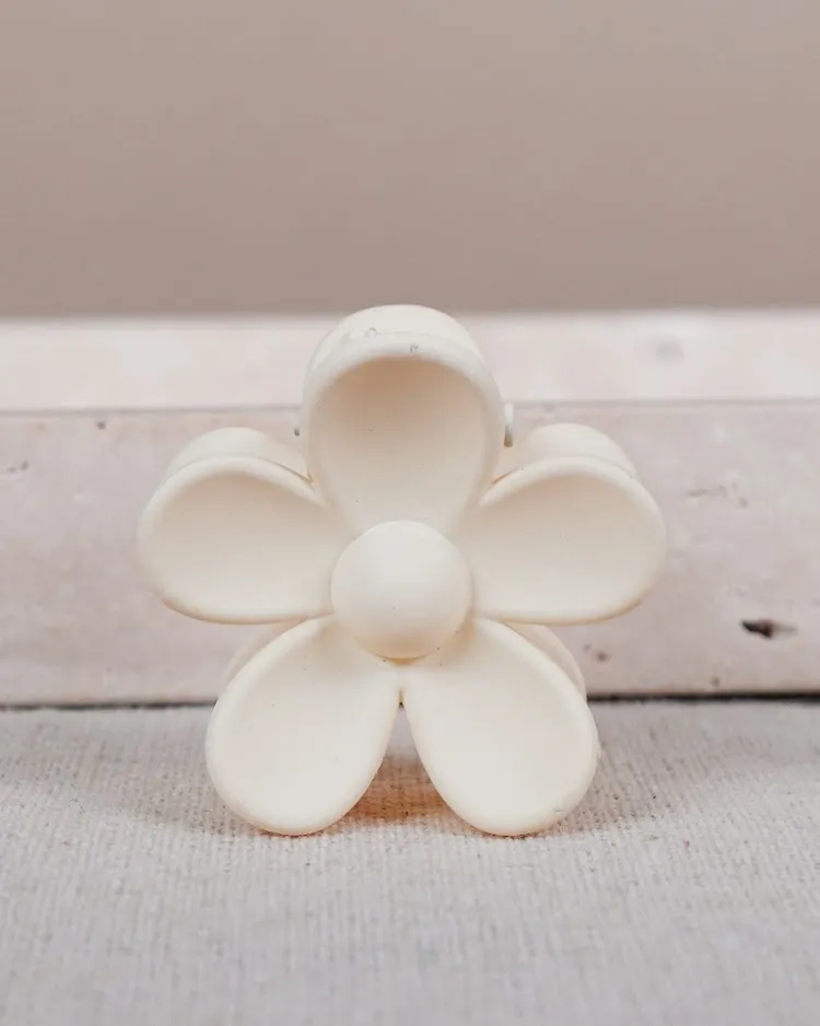 Studio Flower Hair Clip