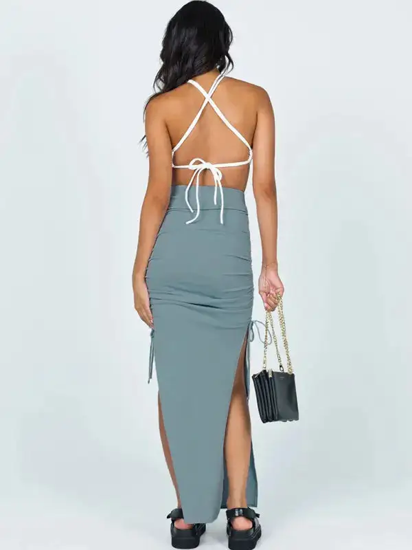 Essential Curve Fitted Skirt