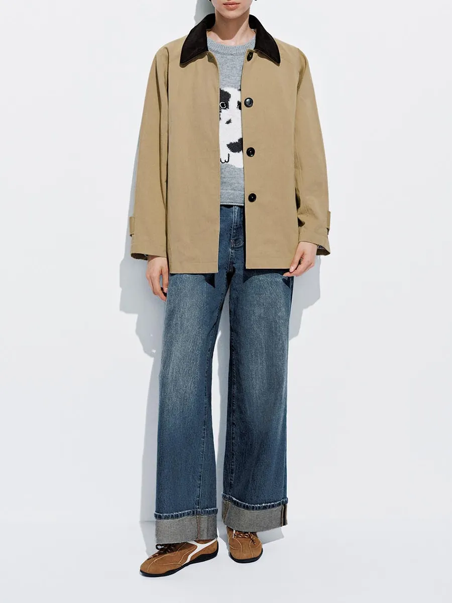 A Casual Jacket With A Contrasting Color Lapel For Women