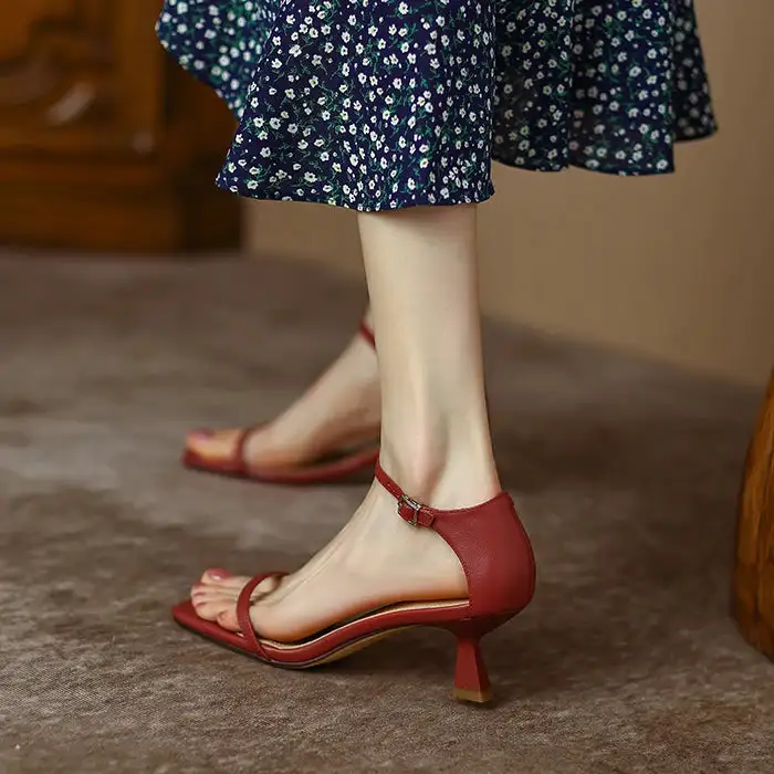 Classic Platform Classic Pumps