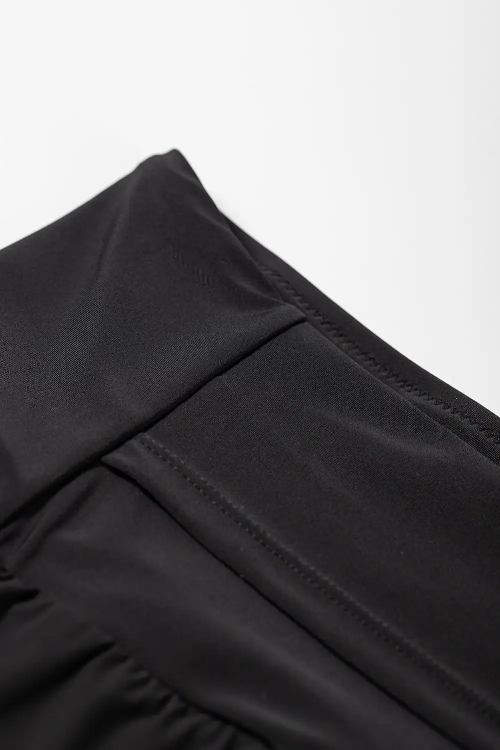 Pocketed Wide Waistband Swim Shorts
