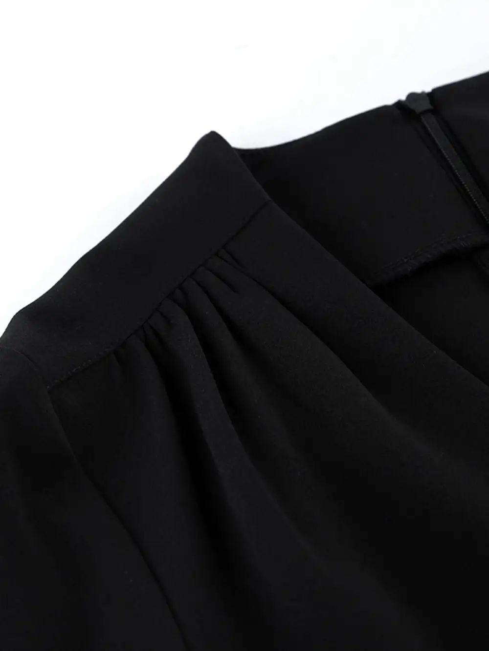 Gathered Detail Ruched Long Sleeve Dress