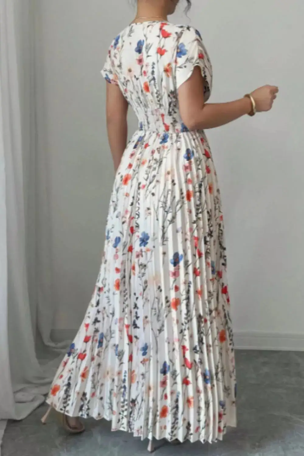 Floral Printed Pleated Maxi Dress