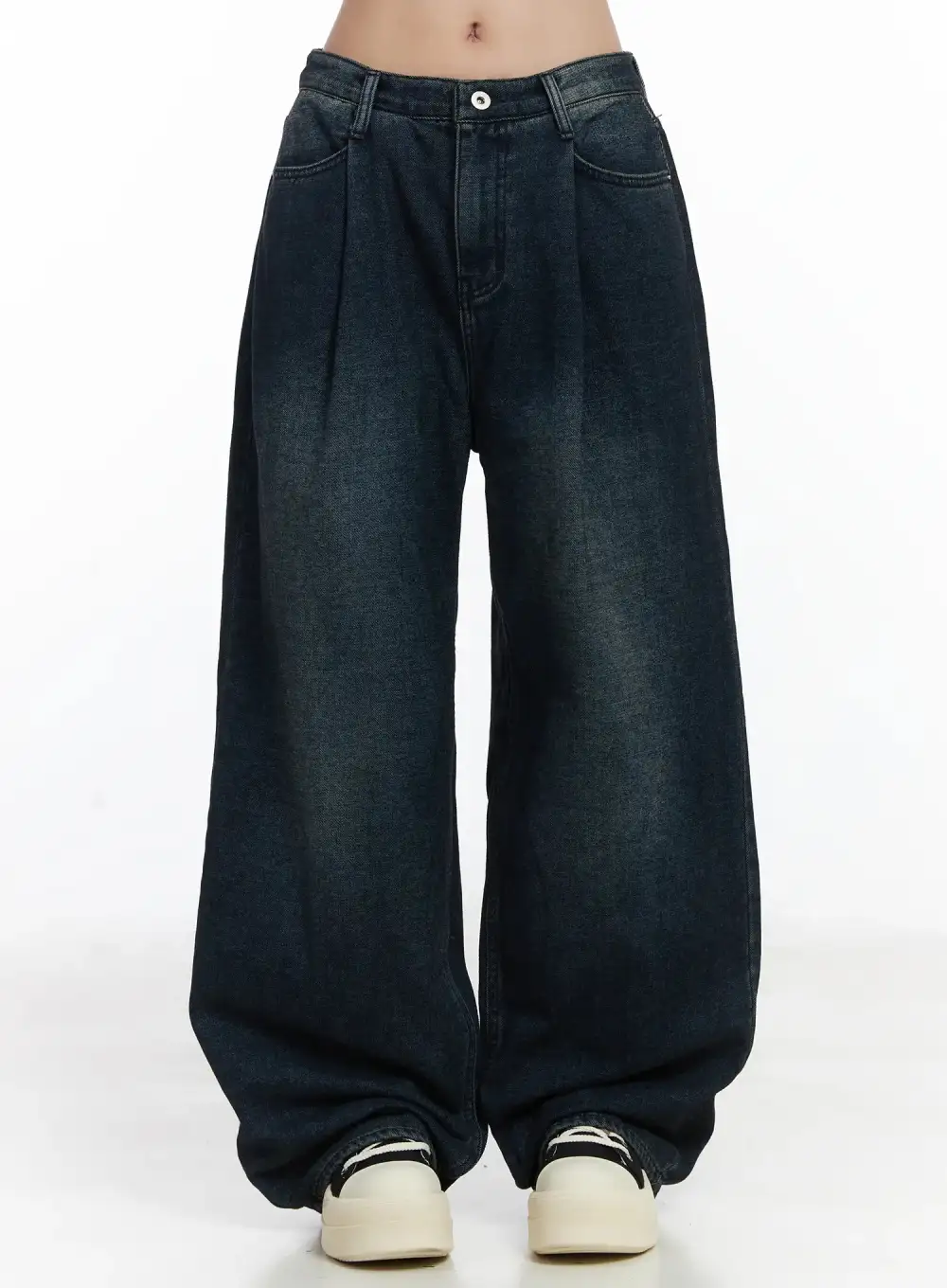 Fleece Pintuck Wide Leg Jeans