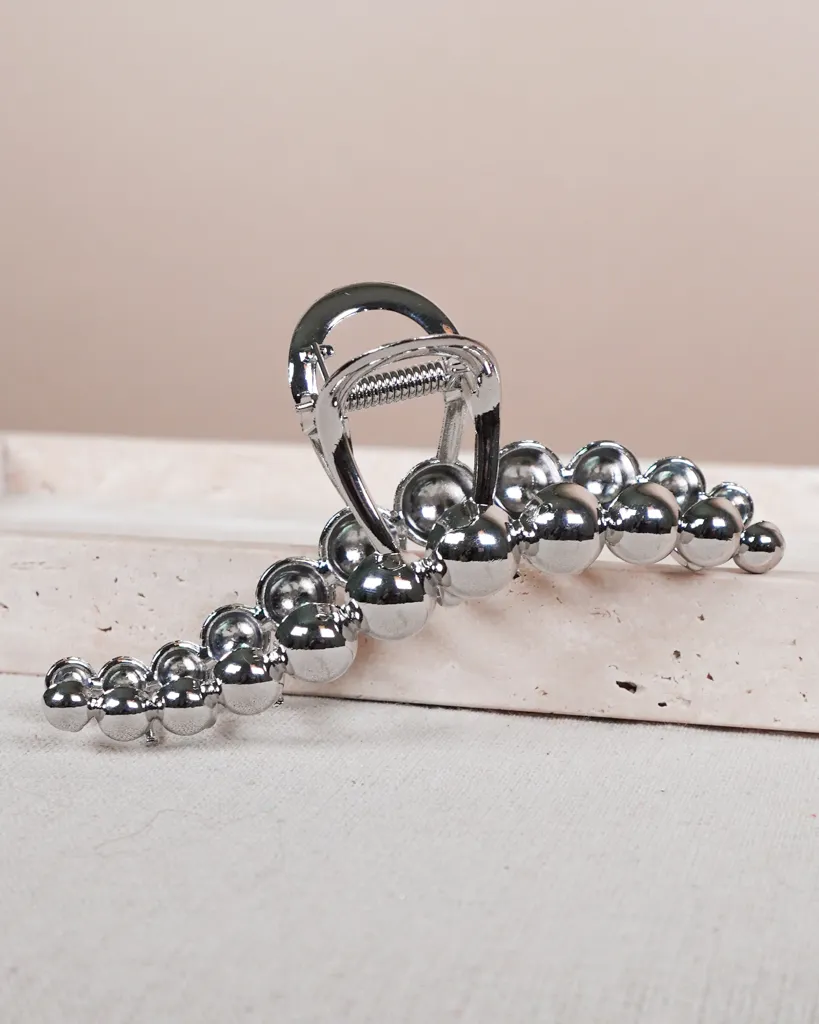 Classic Pearl Accent Hair Clip