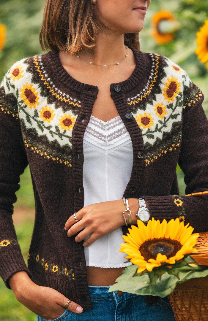 Women's Casual Round Neck Jacquard Sweater/Cardigan🎃Fitted Knit Pullover for Fall & Winter