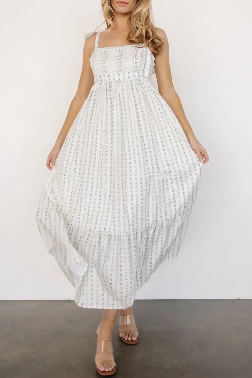 Daily Leisure White Soft Floral Dress