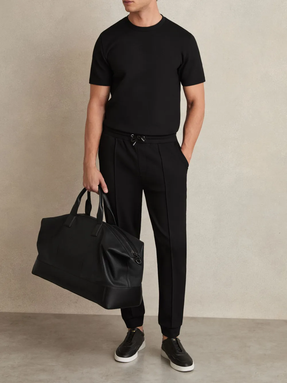Anti-Wrinkle And Non-Deformation Men's Short-Sleeved