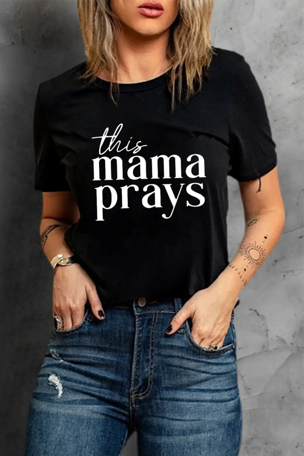 Black This Mama Prays Letters