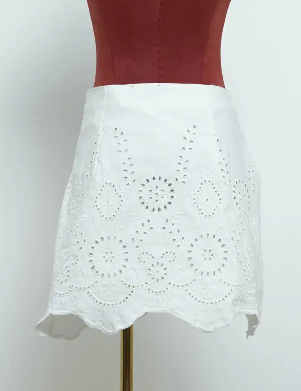 Chic Eyelet Elegant Zip Open Mini Skirt