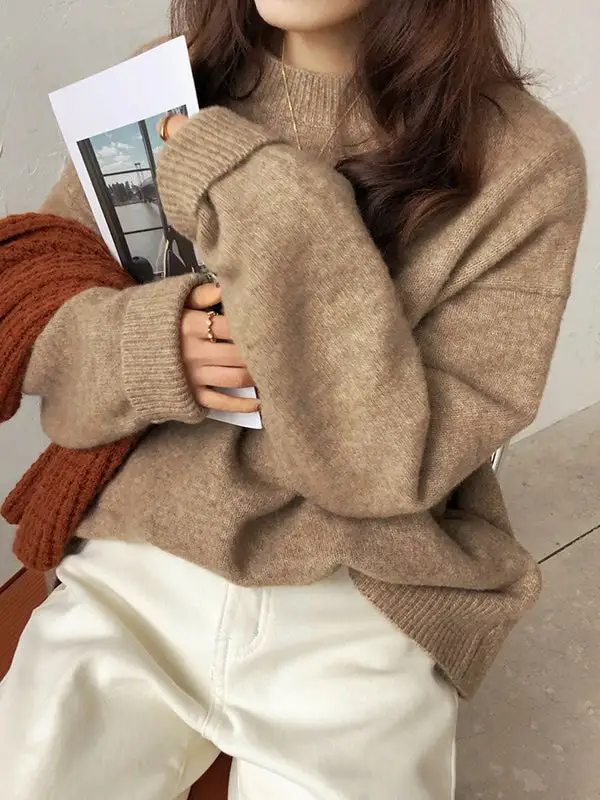Minimal Round Neck Long Sleeve Relaxed Fit Pullover Sweater