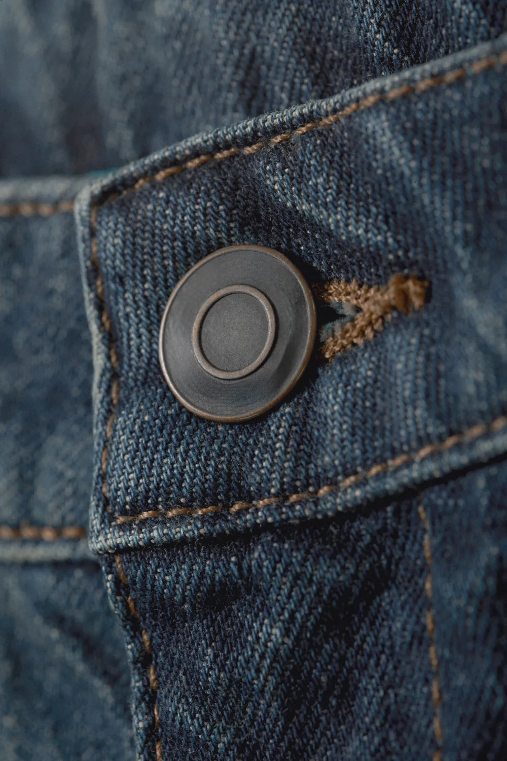 Pocketed Low Waist Jeans