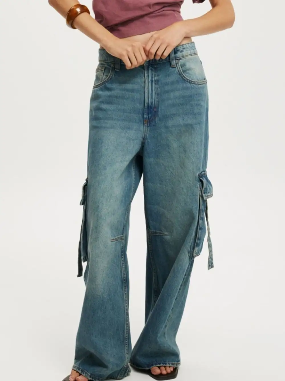 Pocketed Wide Leg Denim Jeans
