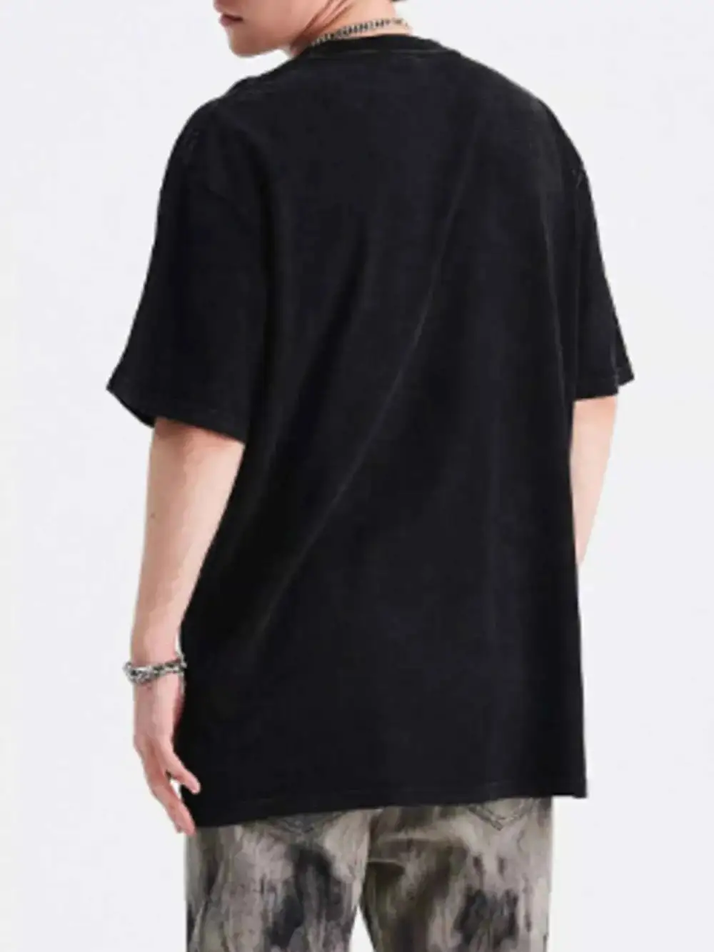 Minimal Graphic Round Neck Short Sleeve T-Shirt