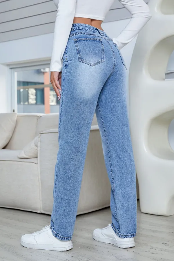 Easy Straight Leg Pocketed Denim Jeans