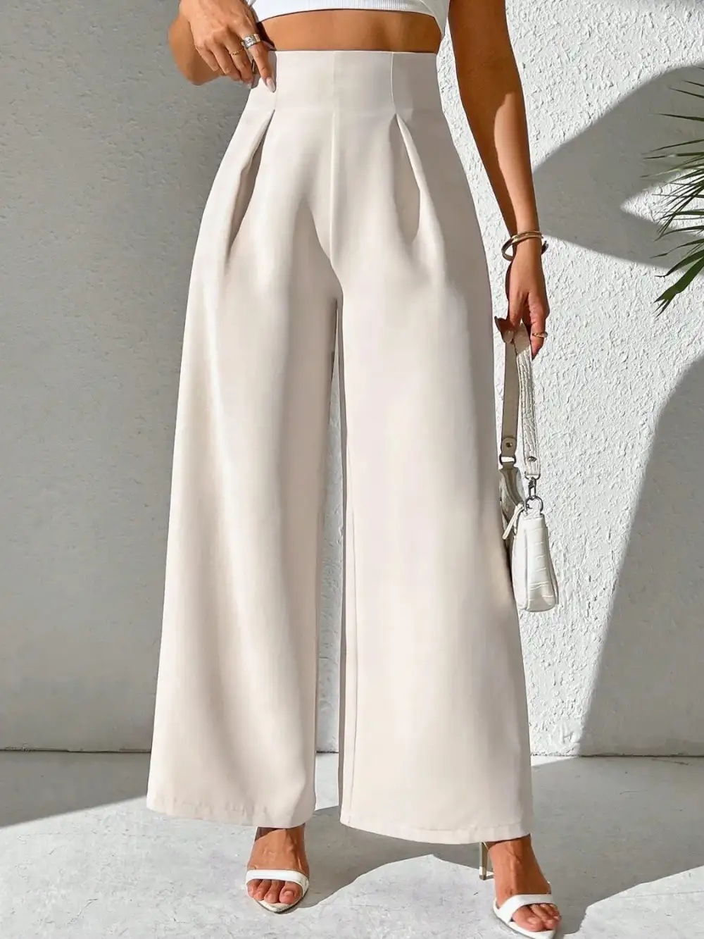 Wide Leg High Waist Detail Pants