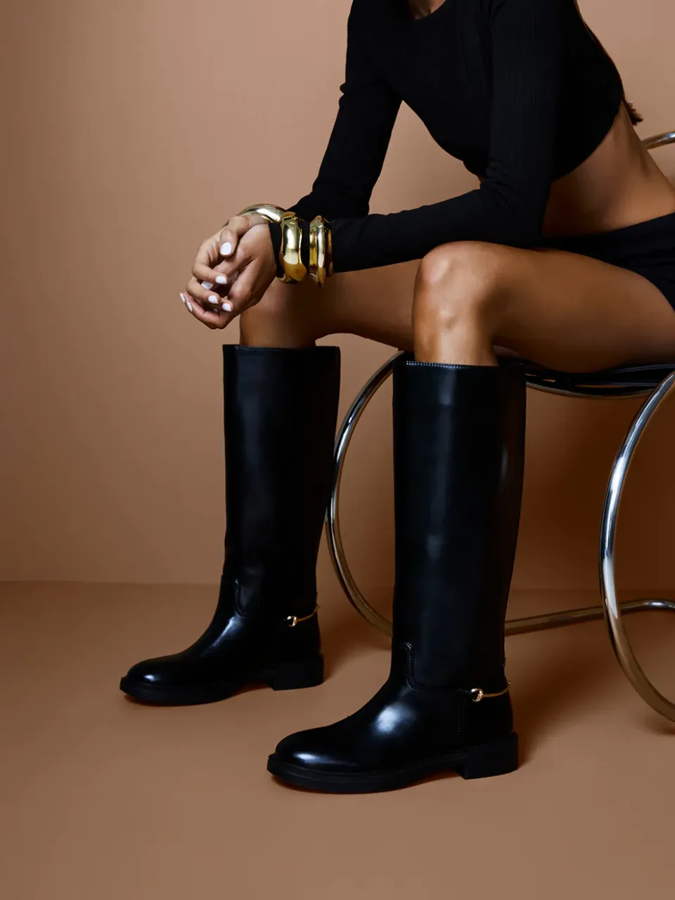 Classic Riding Round-Toe Knee-High Boots