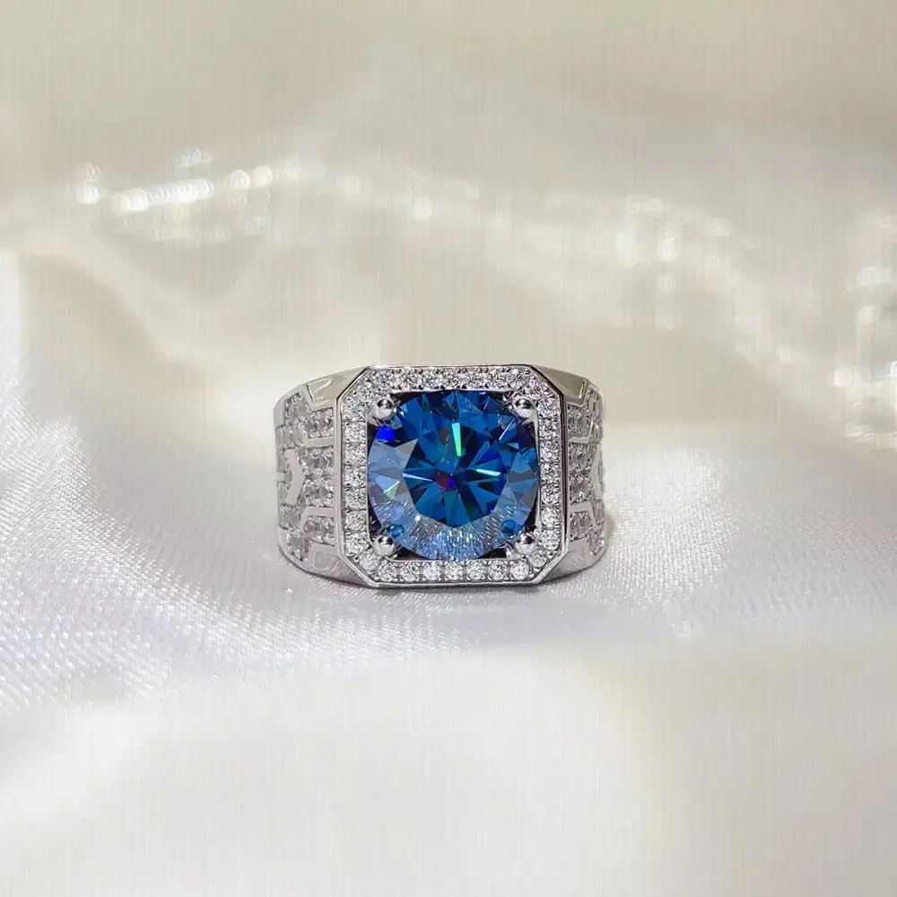 Sterling Silver Moissanite Clean Line Ring