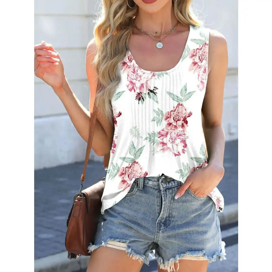 Minimal Scoop Neck Wide Strap Tank