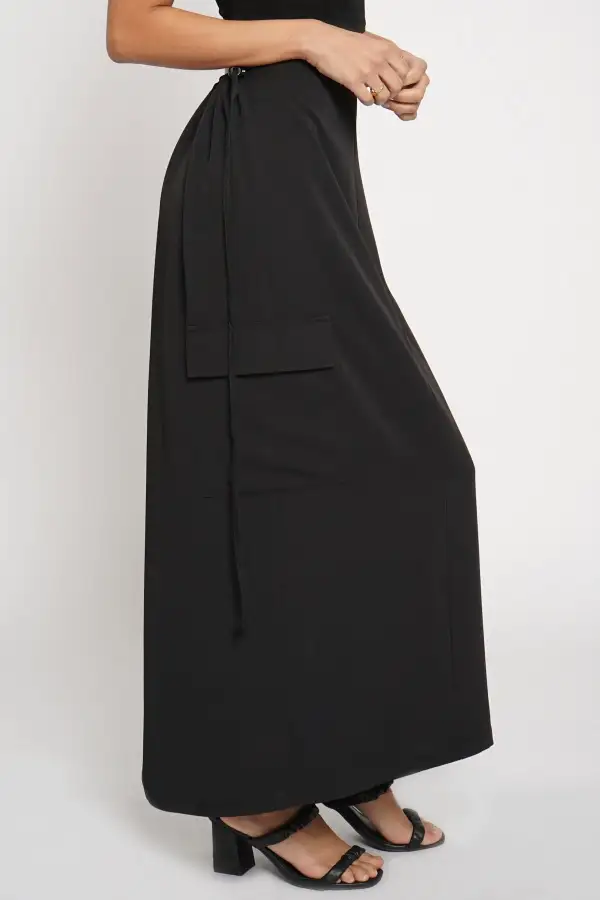 Adjustable Back Maxi Skirt With Cargo Pockets