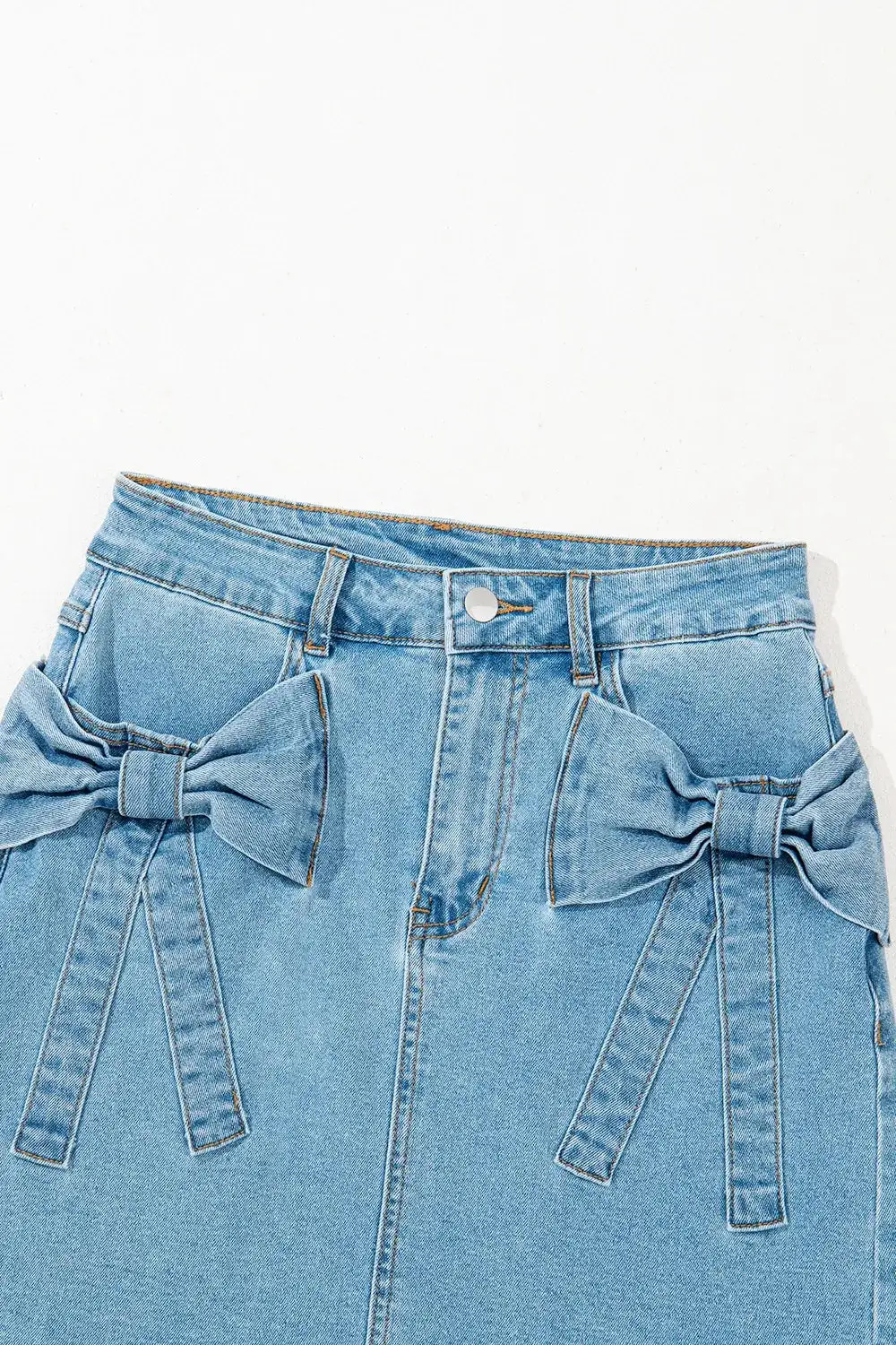 Easygoing Trim Denim Skirt