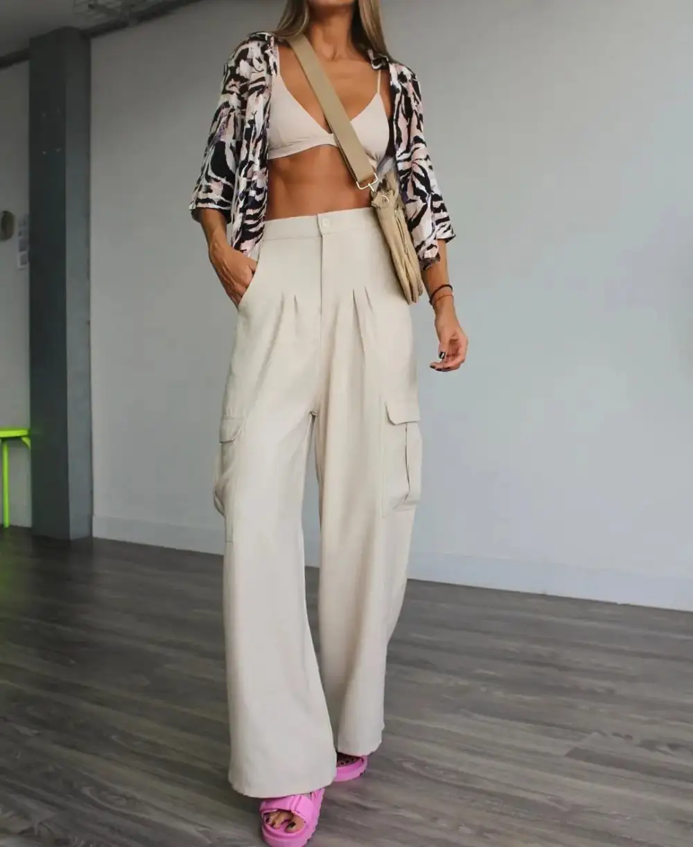 Easy Fit Cargo Wide Leg Pants
