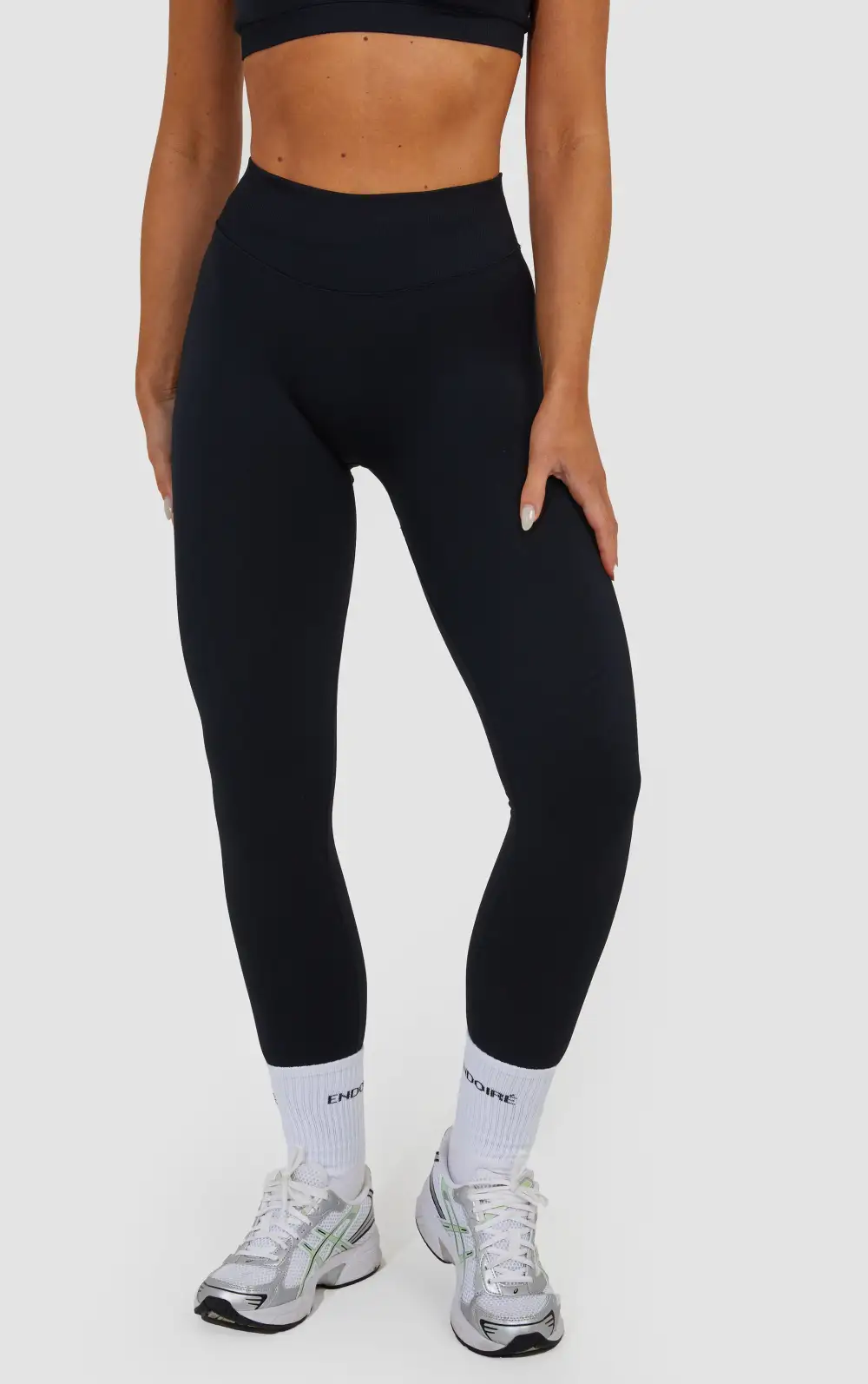 Mid Rise Contour Scrunch Leggings
