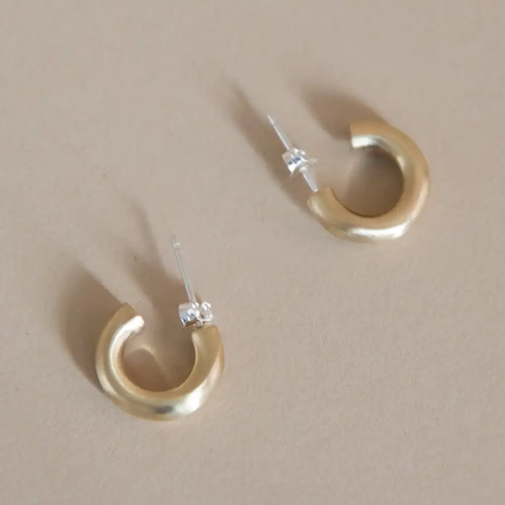 Minimal Hoop Stud Earrings
