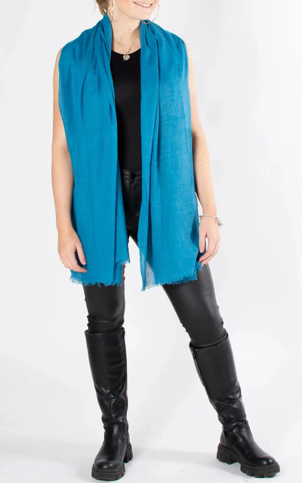 Sunshine Leisure Holiday Solid Color Women's Scarf