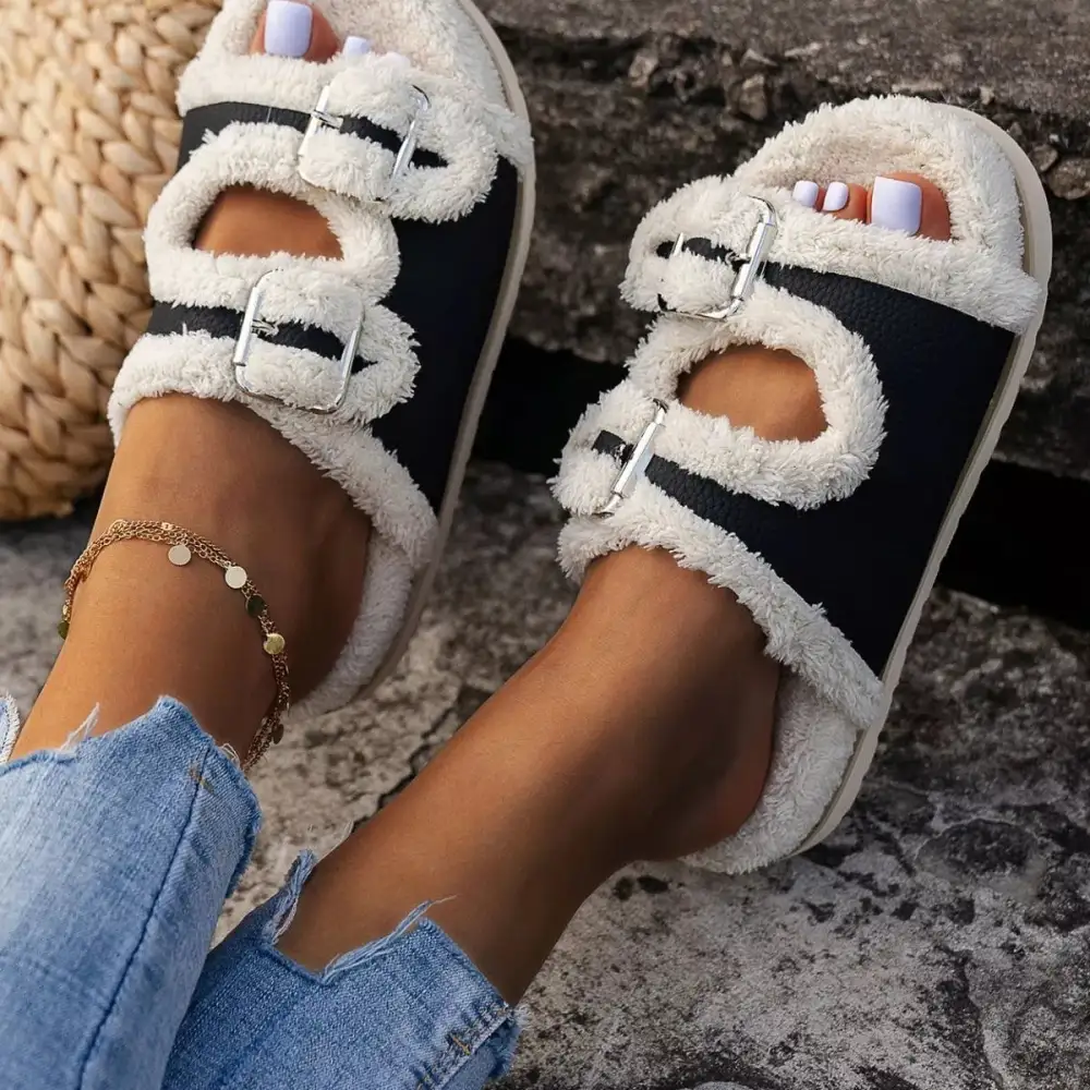 Buckle Decor Plush Lined Platform Slippers