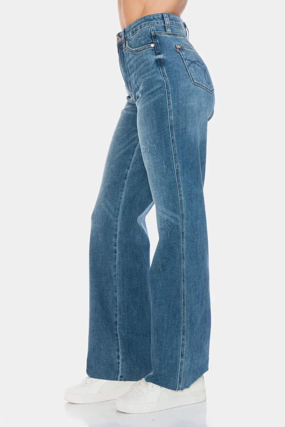 Relaxed Straight Leg Raw Hem Denim Jeans