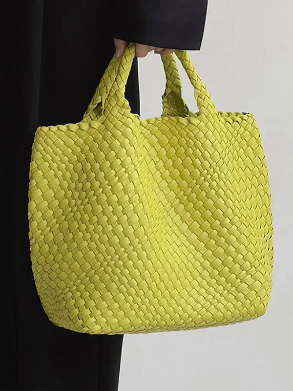 Polished Woven Vintage Shoulder Bag