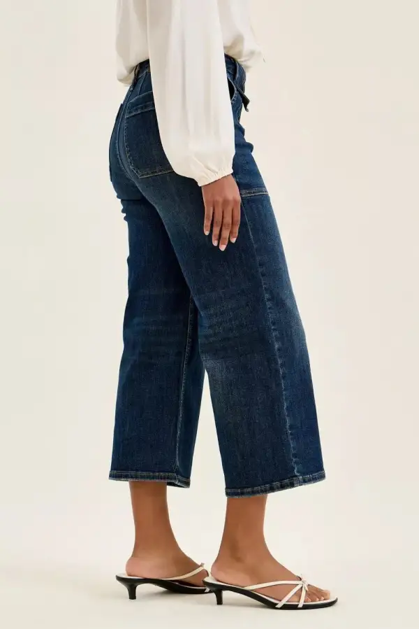 Everyday High Rise Patch Pocket Wide Leg Jeans