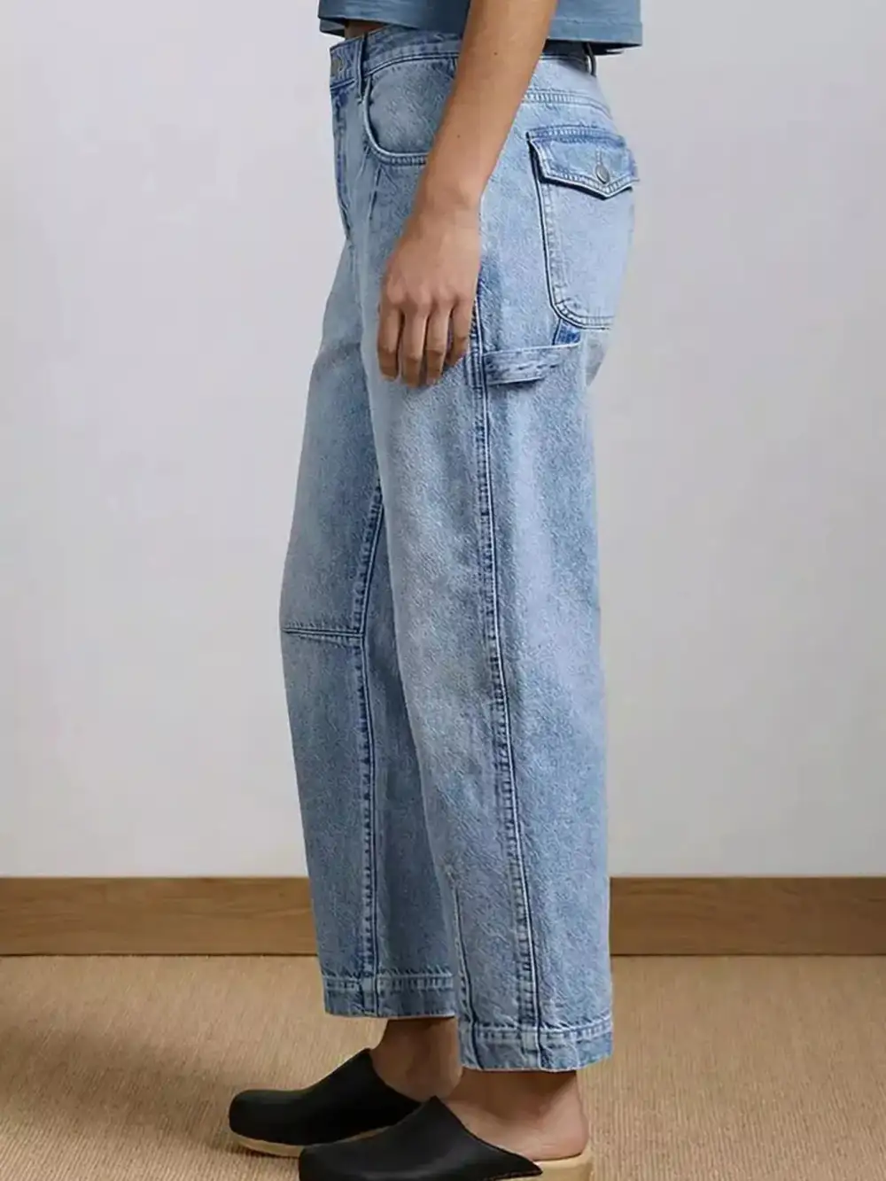 Sharp Wide Leg Washed Denim Jeans