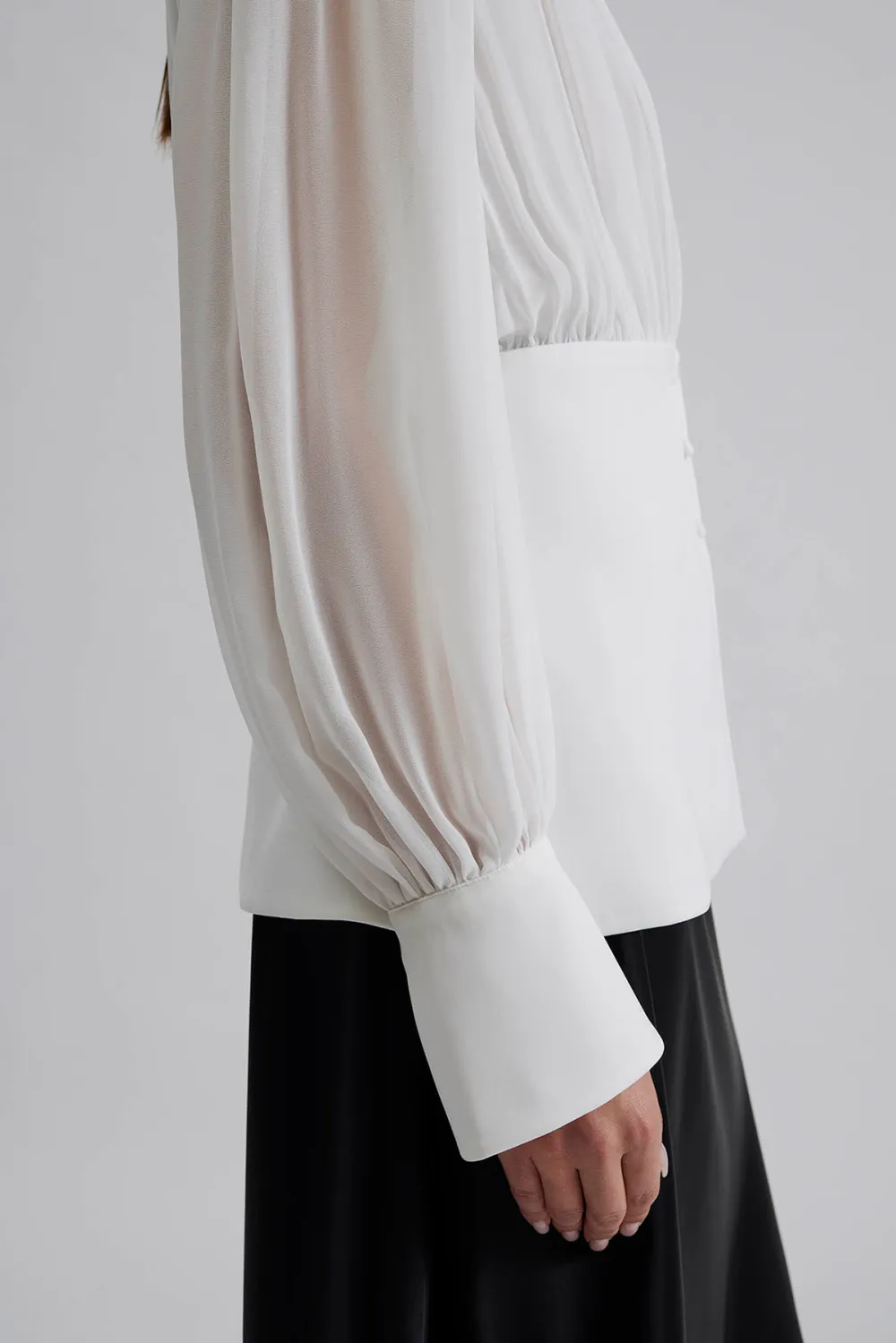 V Neck Puff Sleeve Blouse