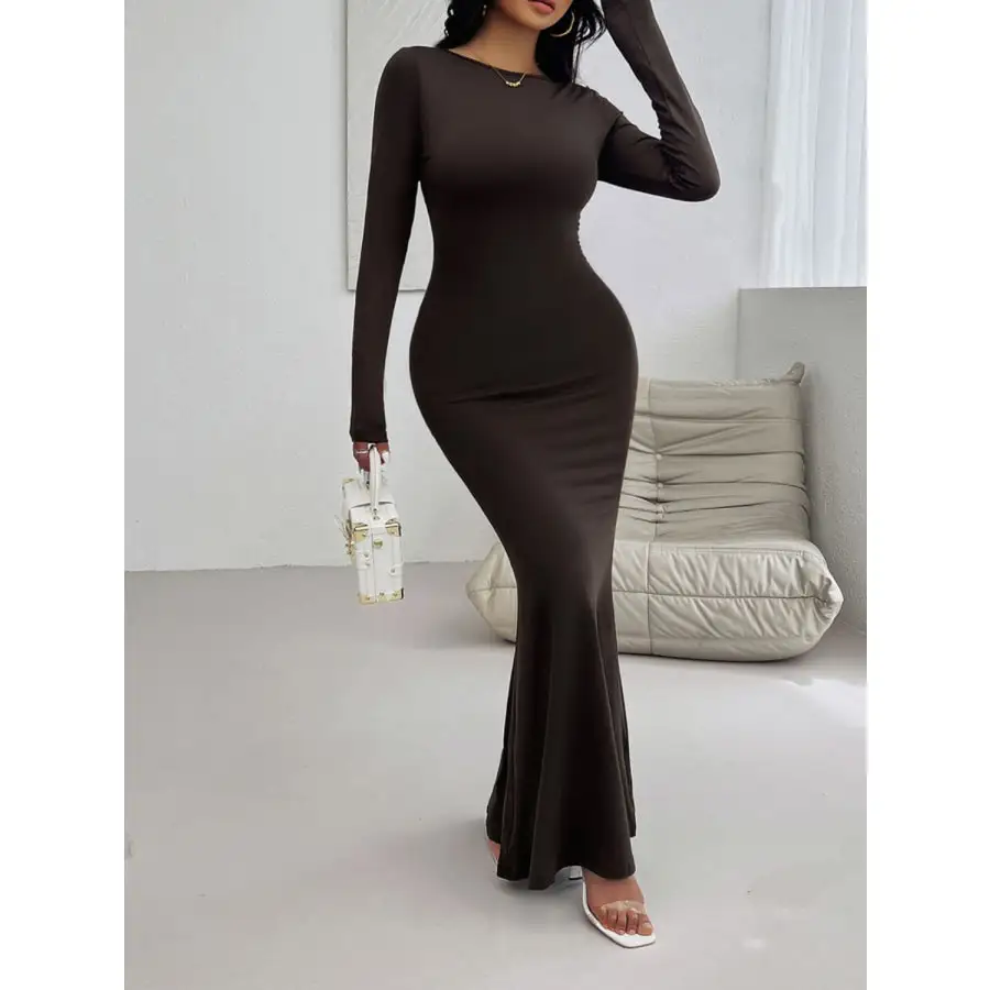 Devine Backless Round Neck Long Sleeve Maxi Dress