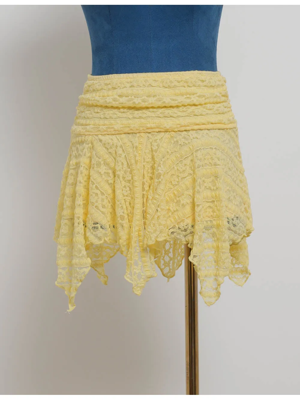 Lace Irregular Hem Elastic Waist Mini Skirt