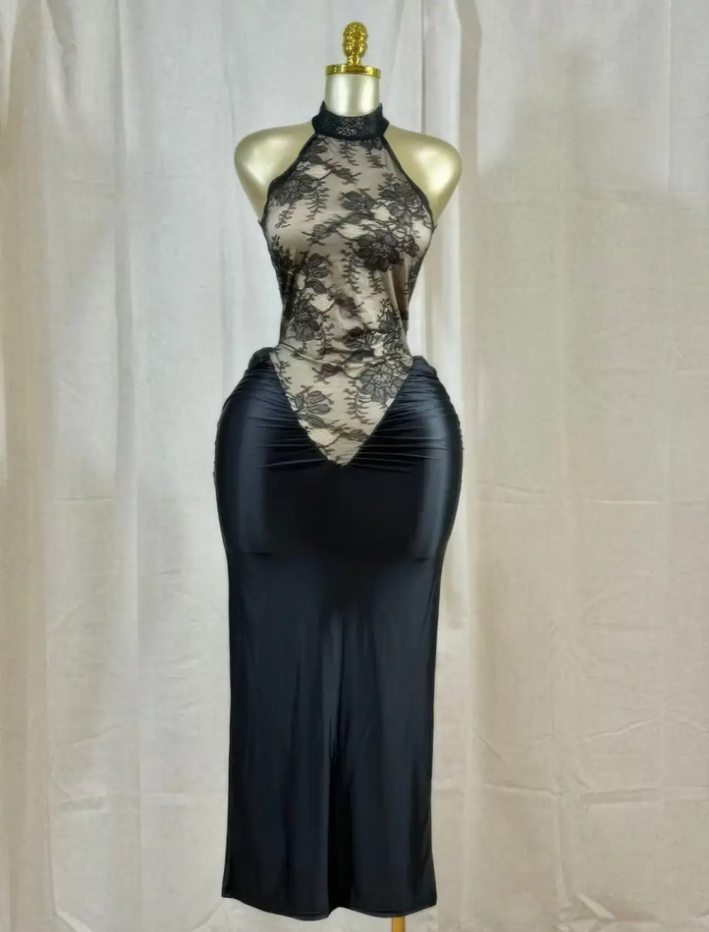 Textured Detail Lace Dress