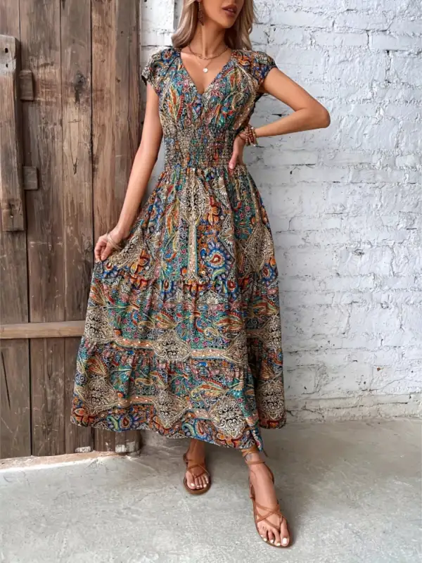 Lightweight Feel Printed V Neck Dress
