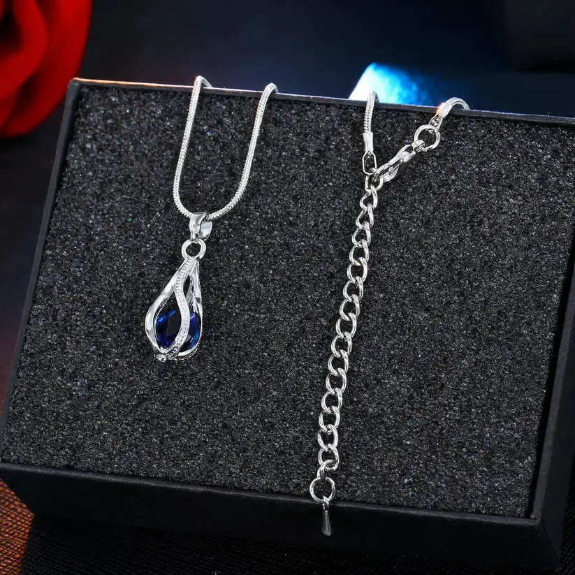 Refined Everyday Necklace