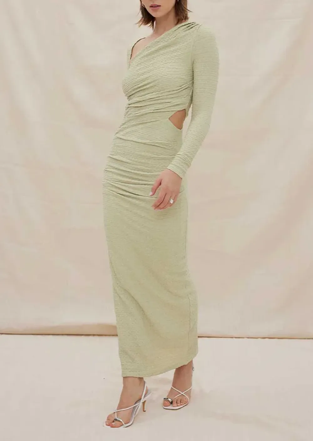 CUTOUT LONG SLEEVE DRESS