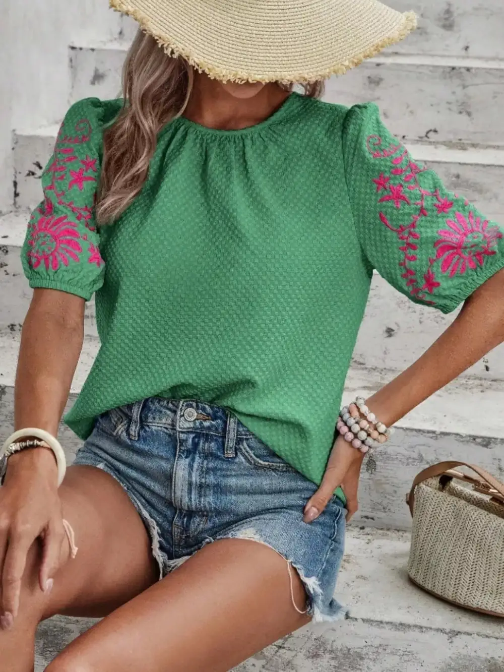 Relaxed Embroidered Puff Sleeve Blouse