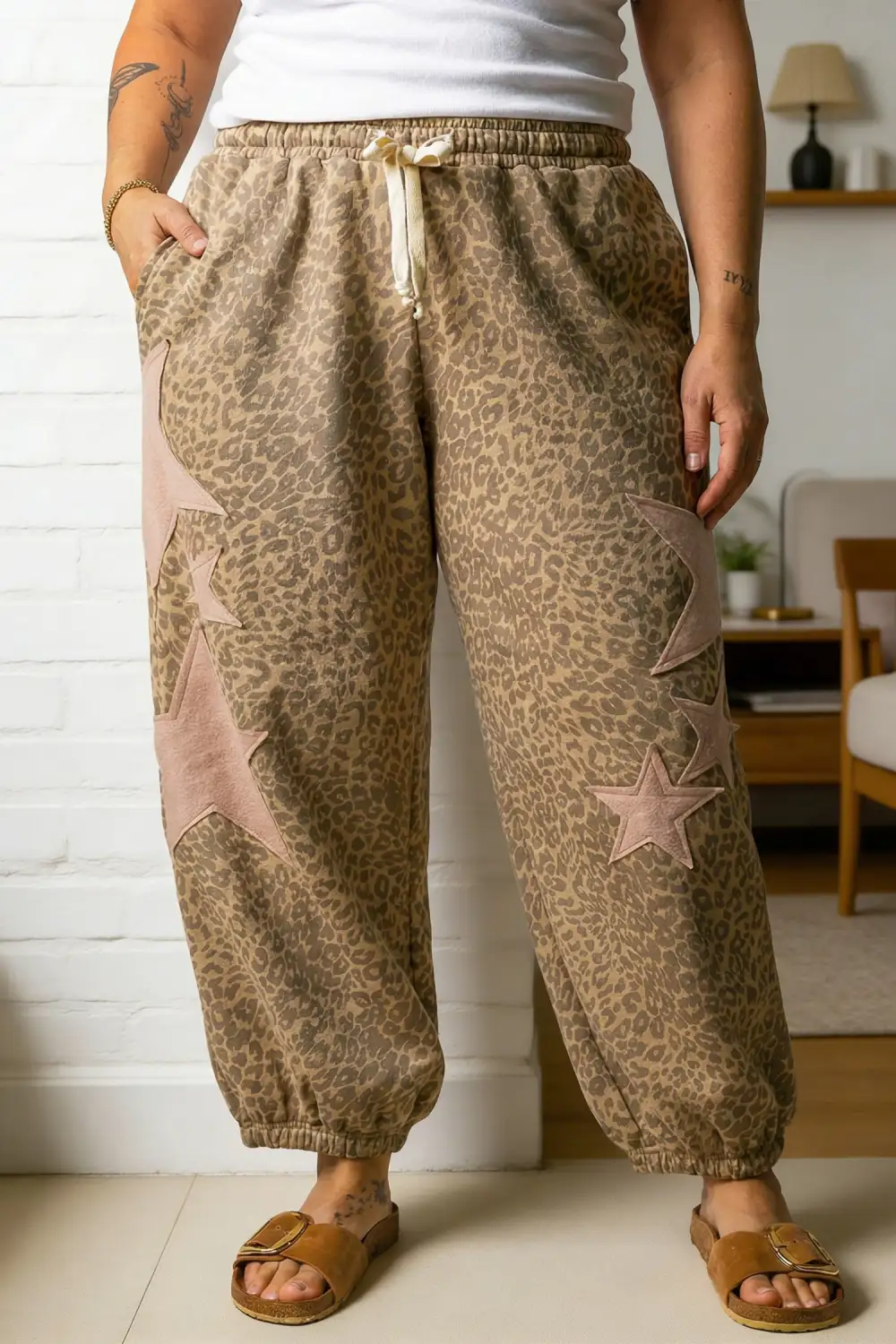 Drawstring Elastic-Waist Pocketed Leopard-Print Jogger Pants