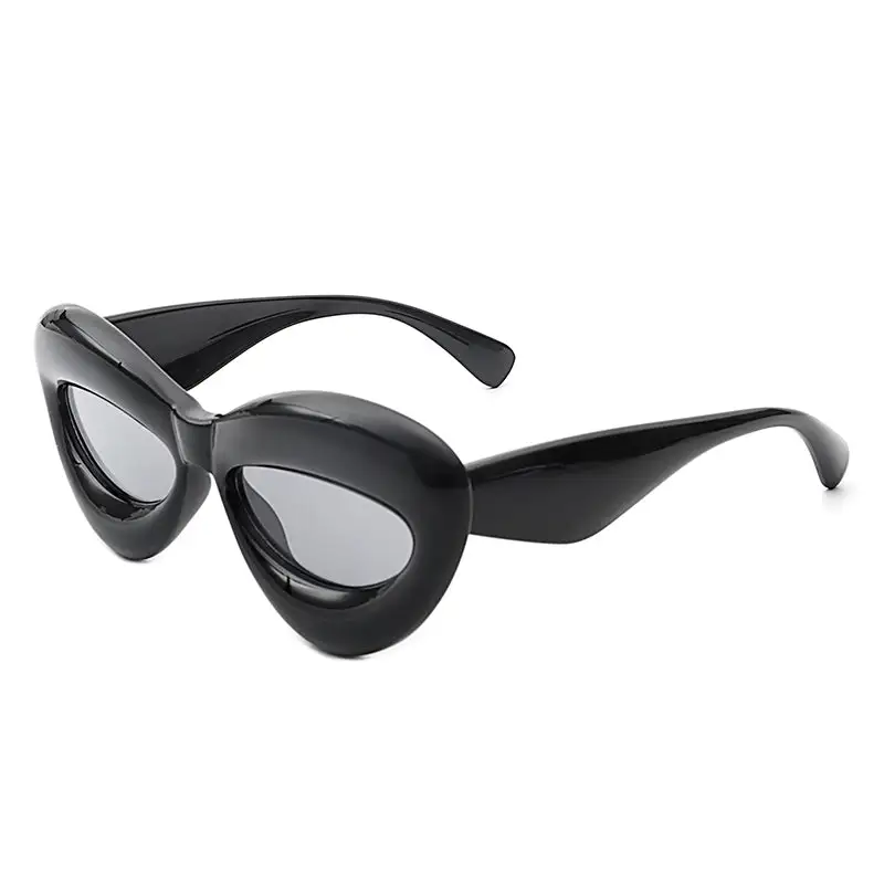 Lightweight Cat Eye Frame Sunglasses