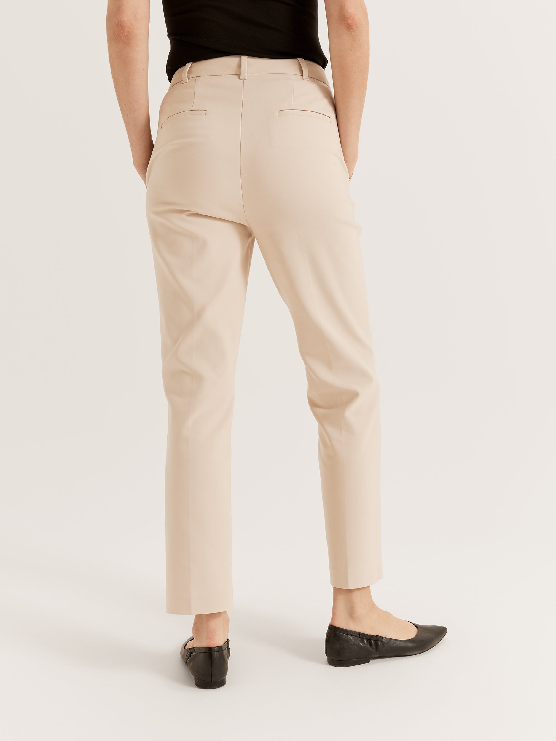 Arianna Tapered Leg Pant