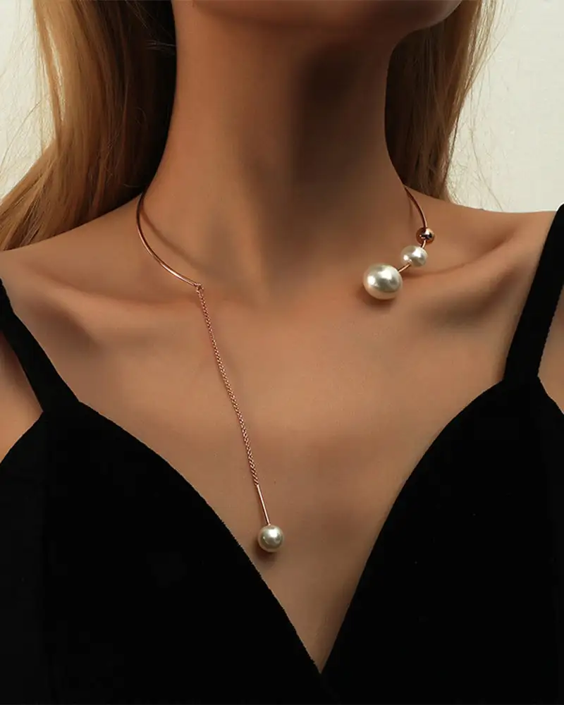 Polished Refined Everyday Necklace