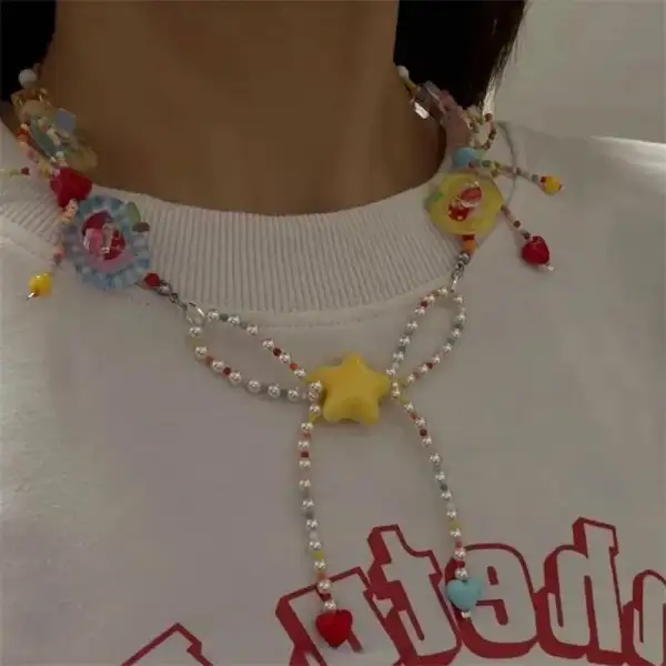 Acrylic Beaded Bow Detail Fashion Necklace